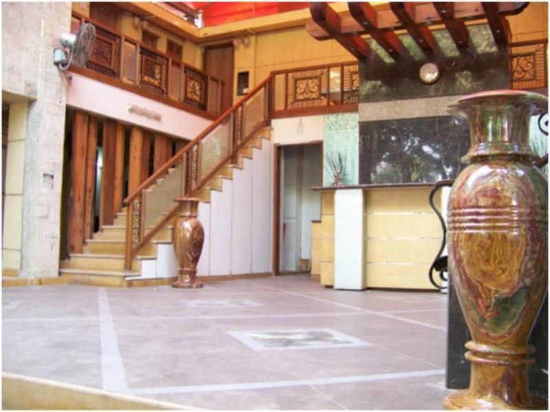Hotel Beach Garden Βομβάη Εξωτερικό φωτογραφία